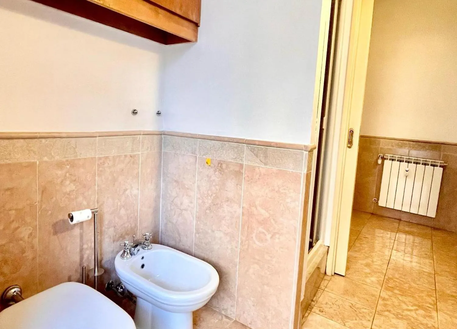 Apartment House In Trastevere Portaportese Rome Italy